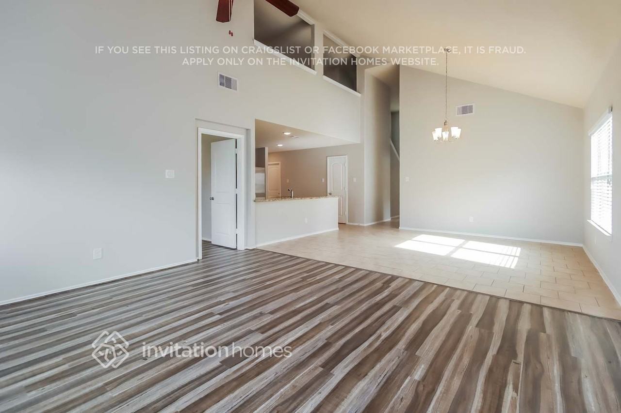 23435 Dukes Run Dr - Photo 2 of 16
