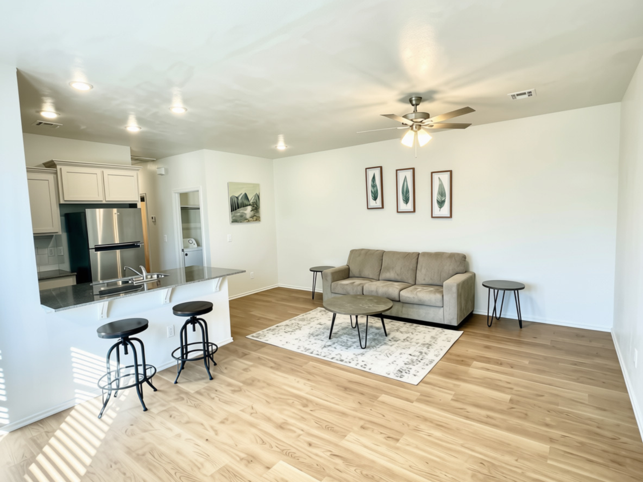 1301 Sw New York Ave #1 - Photo 5 of 11
