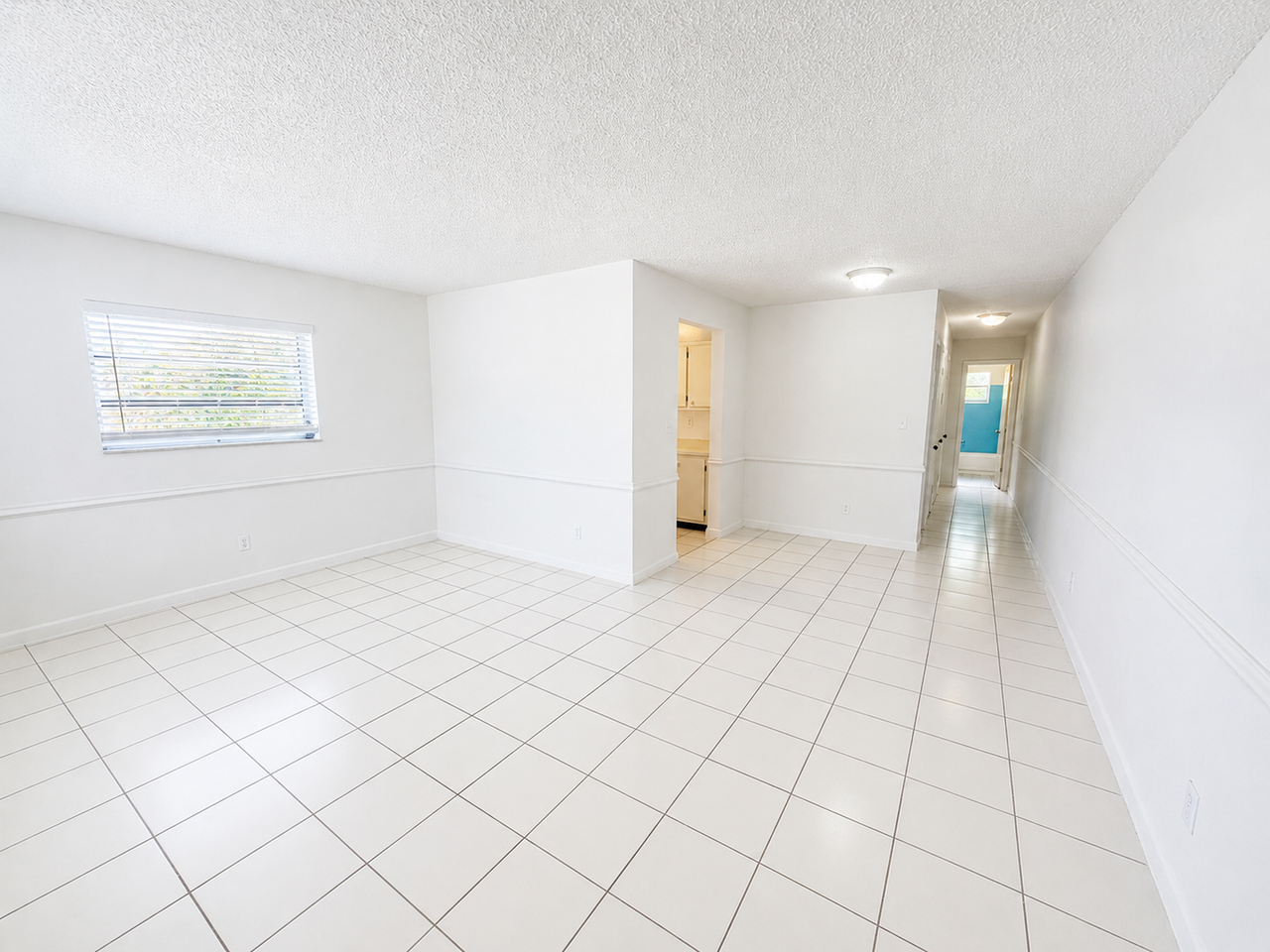2306 NW 9 Ave - Photo 4 of 22