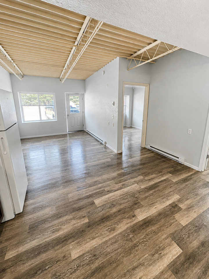 Cutlass-915 S Superior St. - Photo 4 of 12
