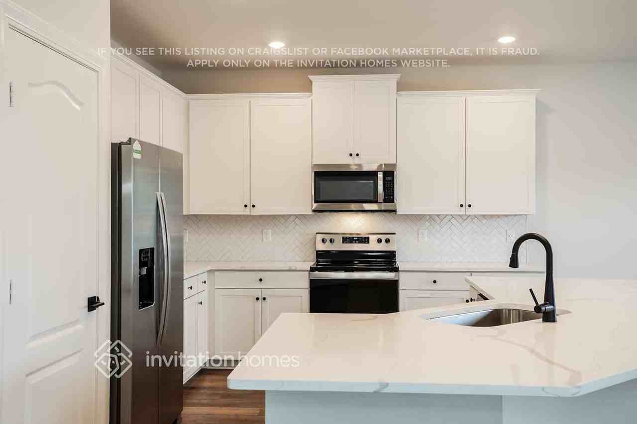 590 Morgans Treasure Rd - Photo 5 of 15