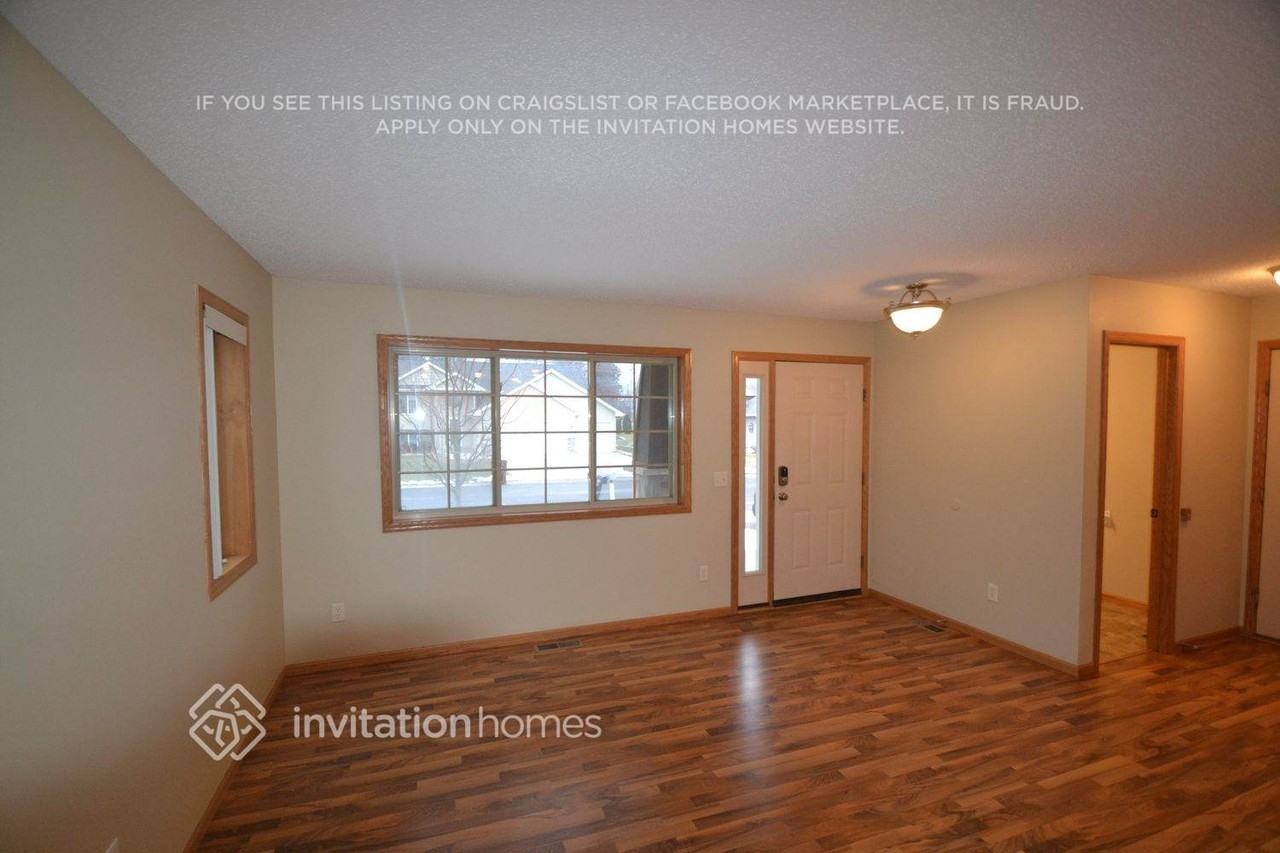 18923 Tyler St Nw - Photo 2 of 15