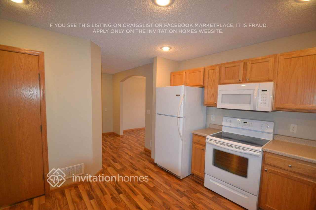 18923 Tyler St Nw - Photo 7 of 15
