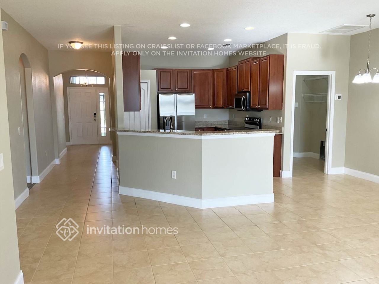 3263 Hawthorne Ave - Photo 2 of 15