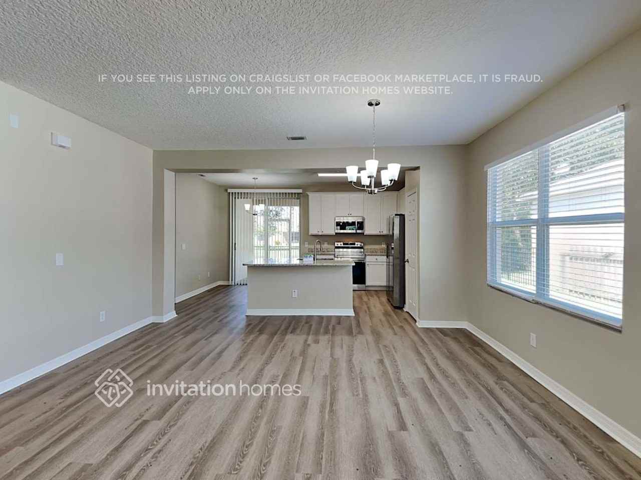 985 Riviera Point Dr - Photo 6 of 19