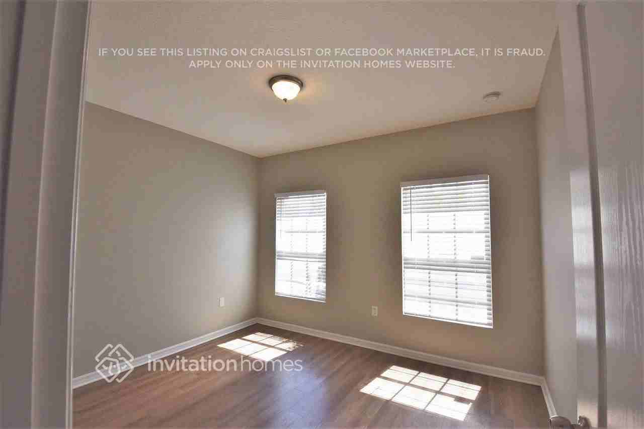 3131 Queen Alexandria Dr - Photo 6 of 10