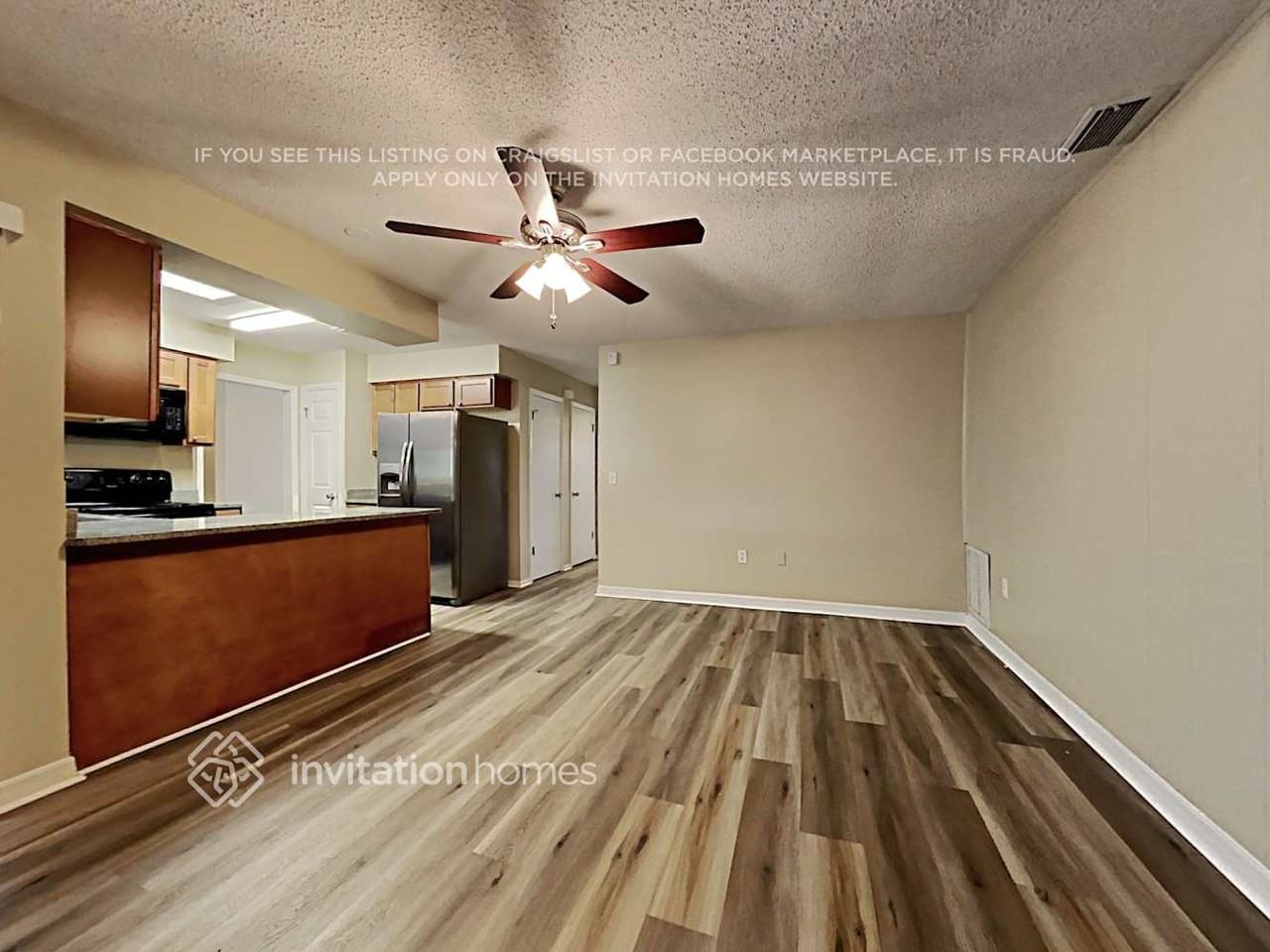 620 Swallow Dr - Photo 4 of 19