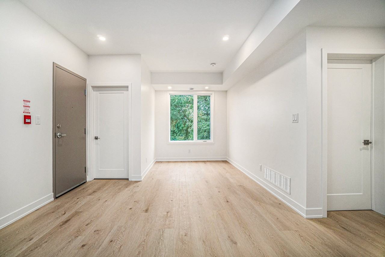 373 Iberville st - Photo 5 of 22