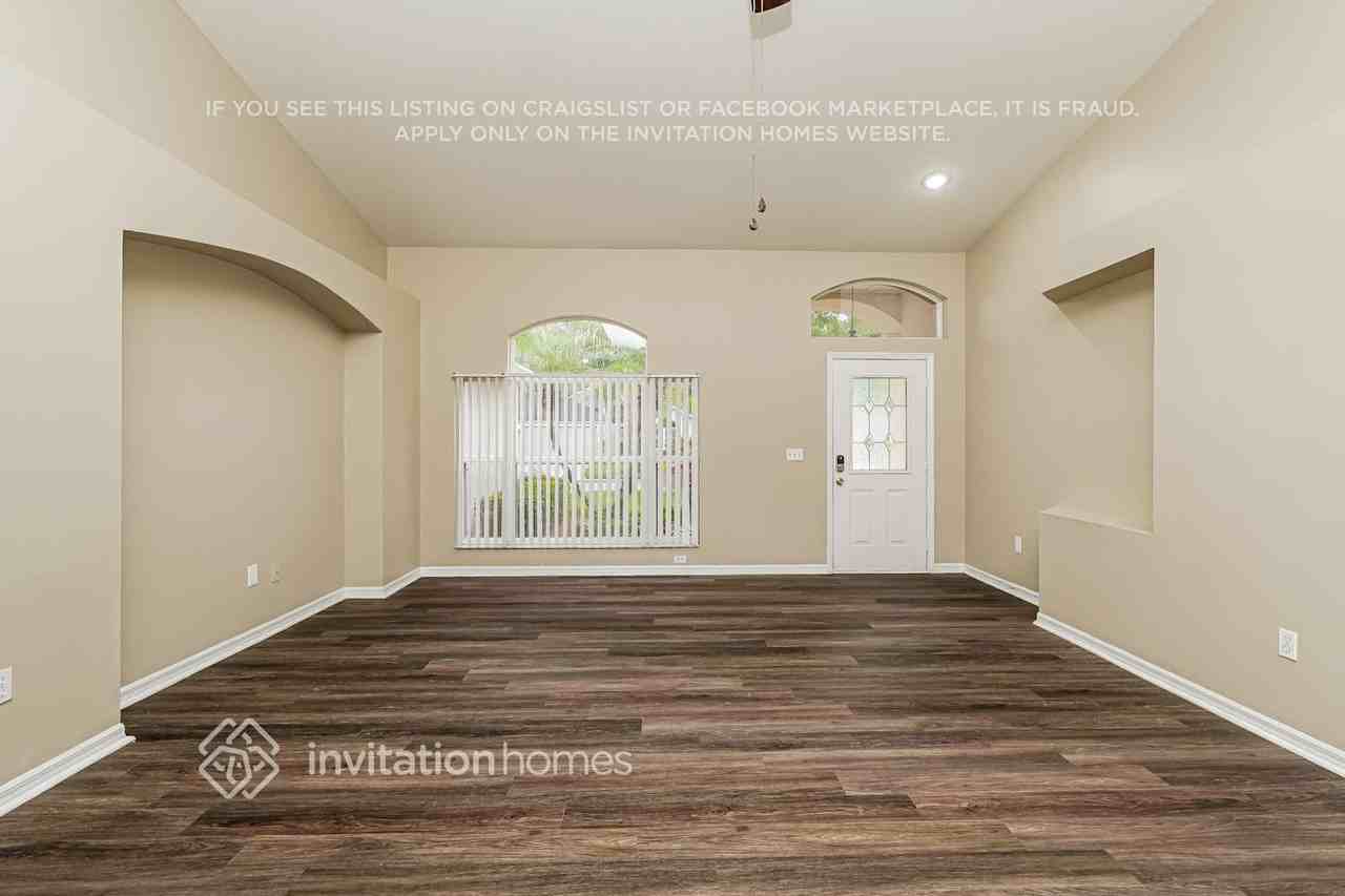 4623 Daventry Pl - Photo 4 of 17