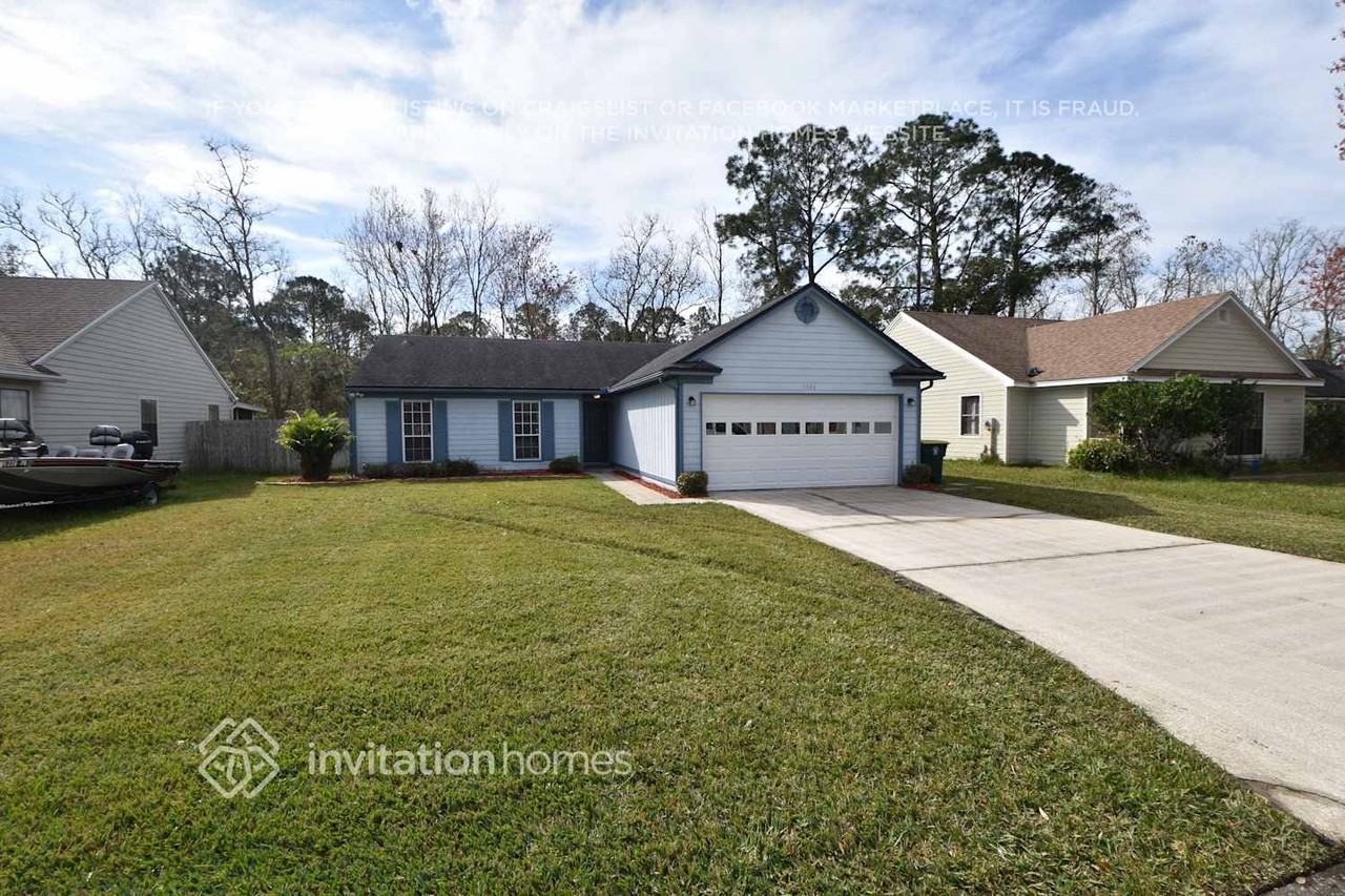 3846 English Colony Dr S - Photo 2 of 15