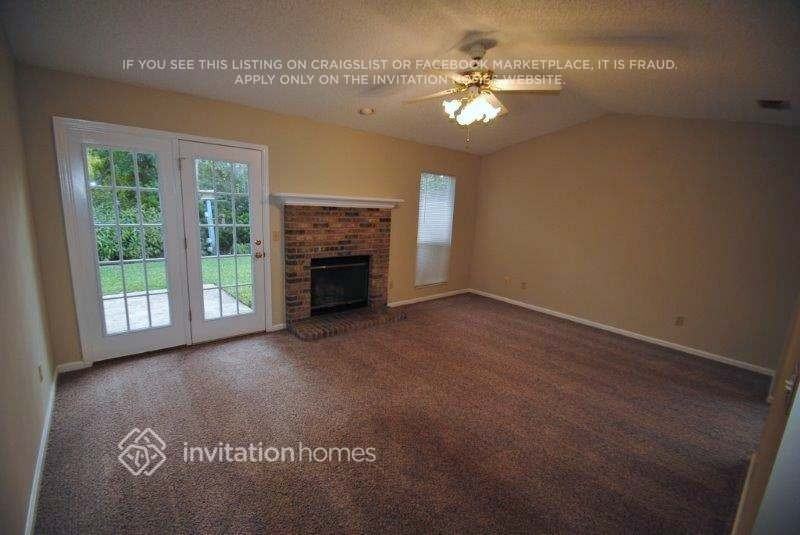 3846 English Colony Dr S - Photo 4 of 15