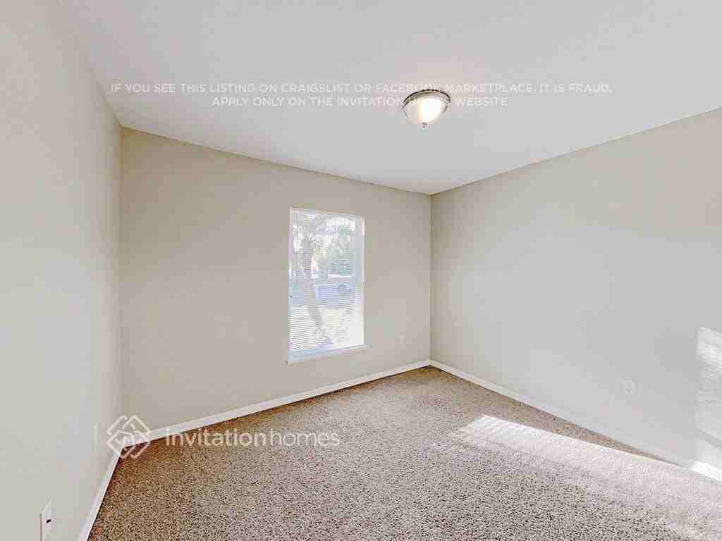 641 Stevelynn Cir - Photo 4 of 15