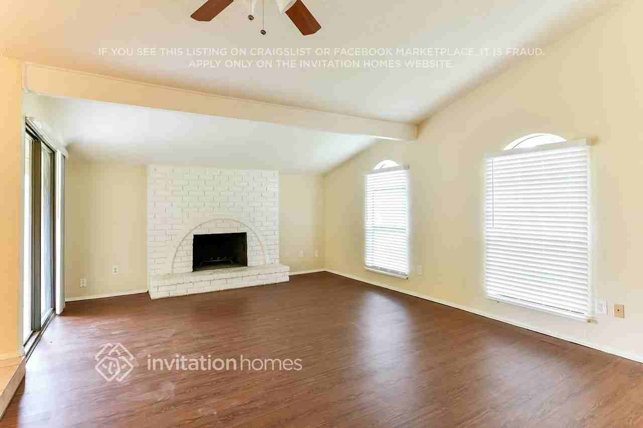 5126 Girnigoe Dr - Photo 4 of 18