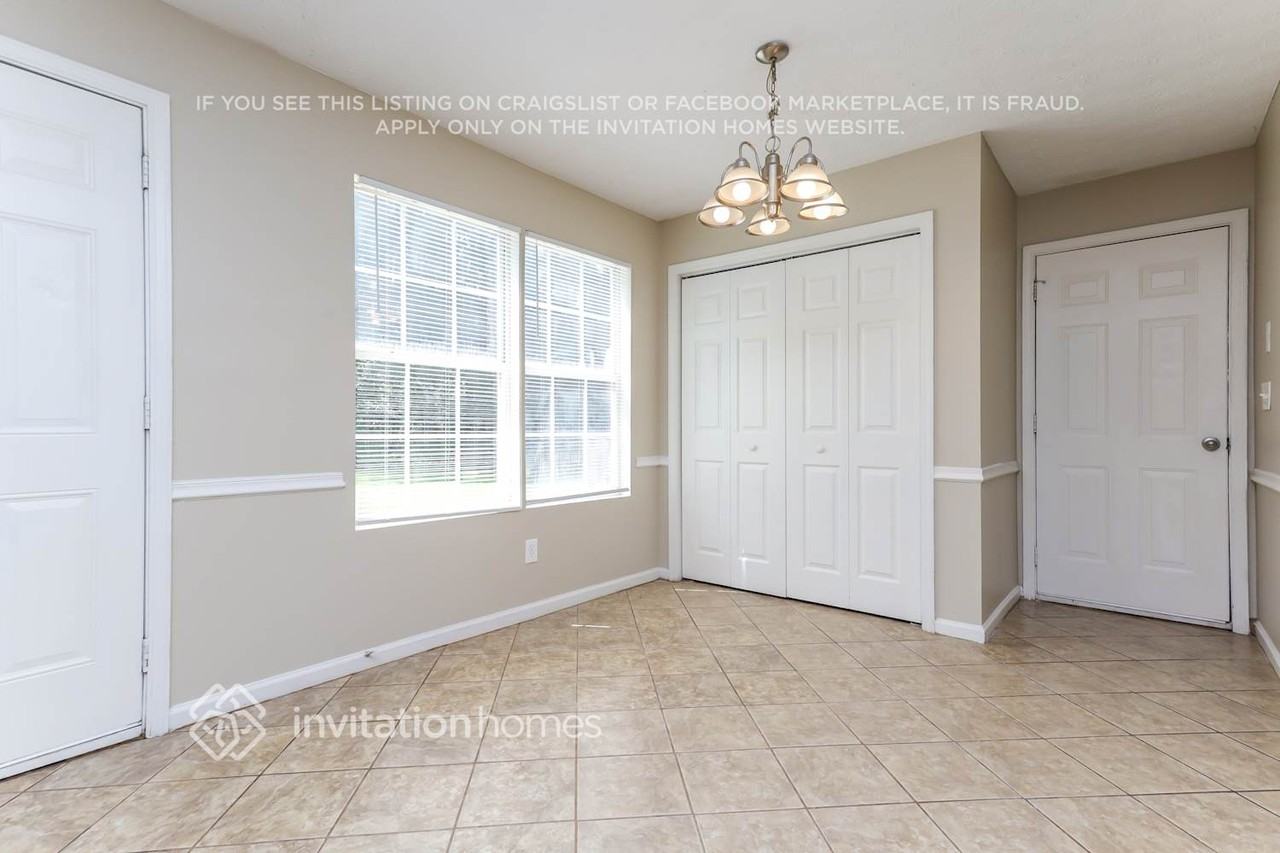 727 Trickle Ln - Photo 6 of 18