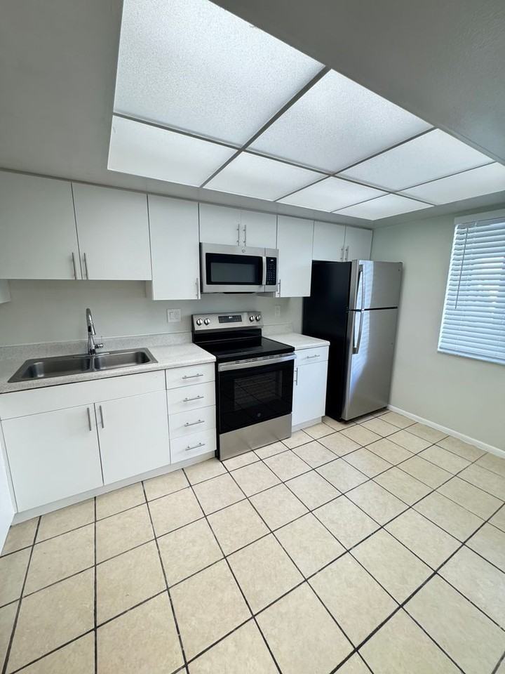 Whitfield Village Apartments - Photo 4 of 41