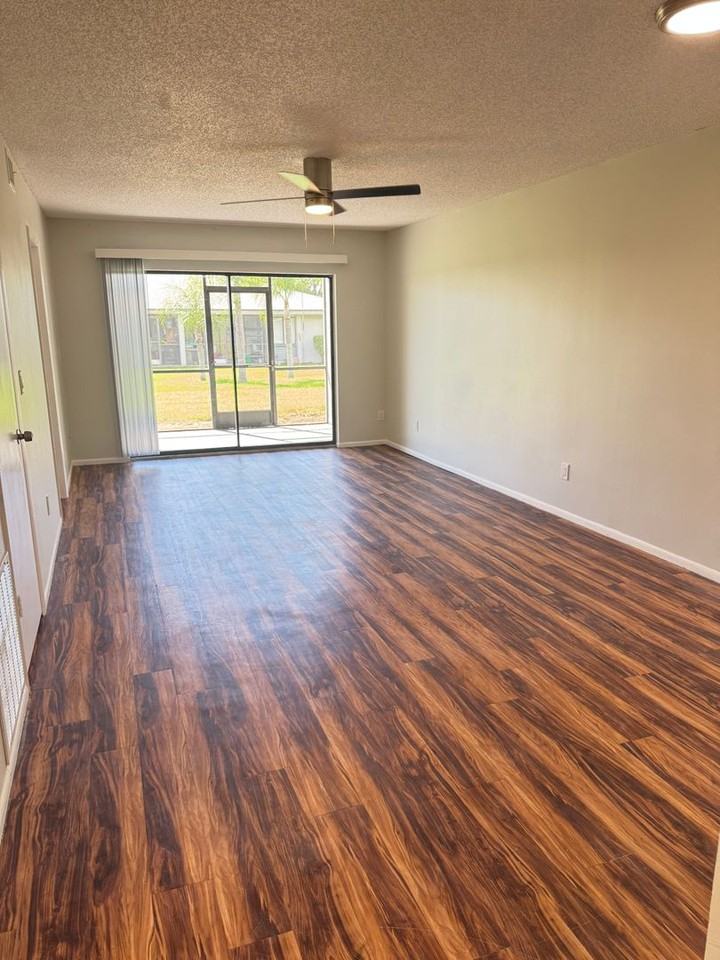Whitfield Village Apartments - Photo 5 of 41