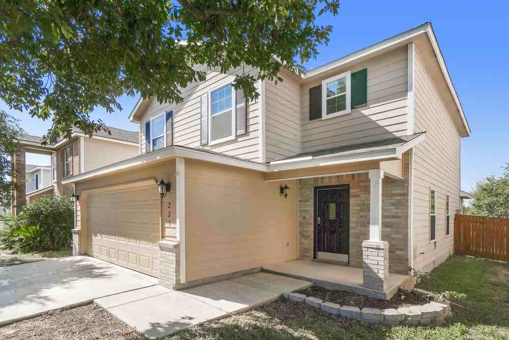 223 Mallow Grv - Photo 4 of 17
