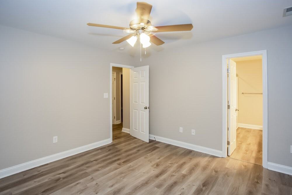 584 Jackson Ter Sw - Photo 7 of 13