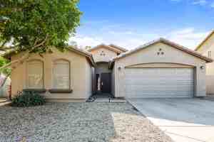 featured image of 4218 N 92nd Ln