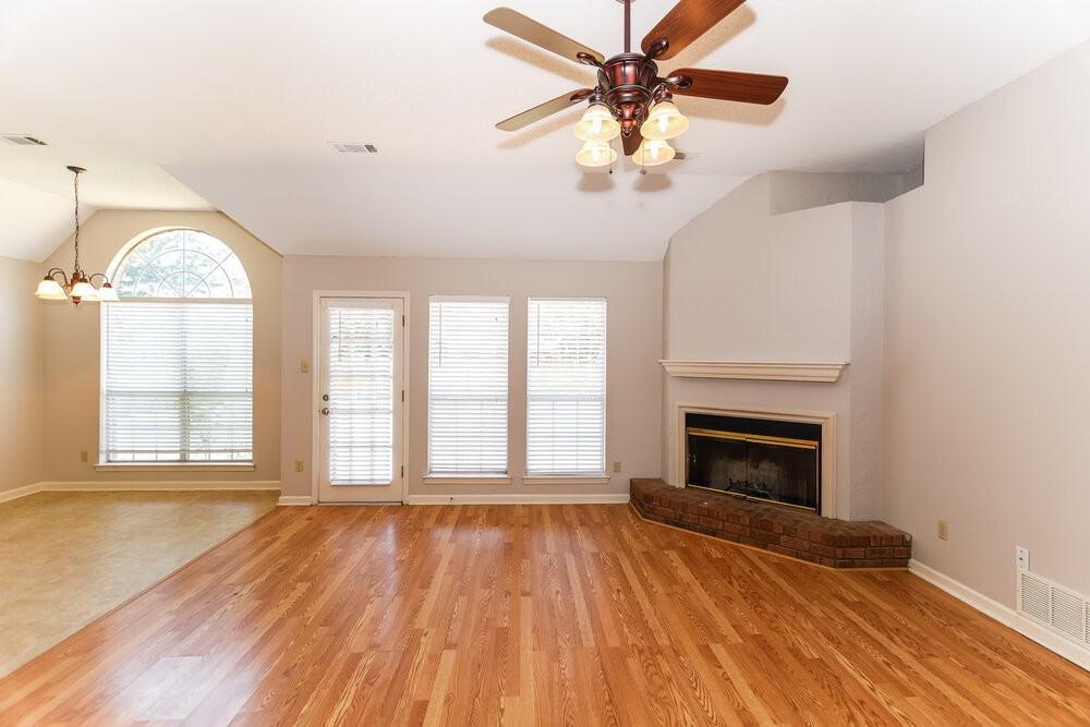 6664 Laurel Valley Dr - Photo 3 of 16
