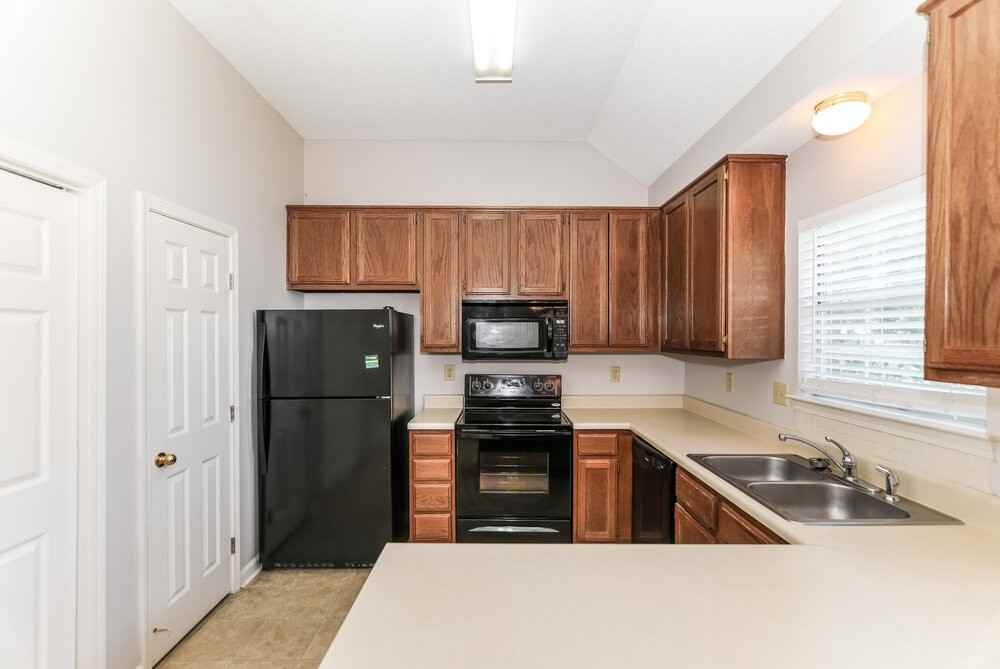 6664 Laurel Valley Dr - Photo 7 of 16