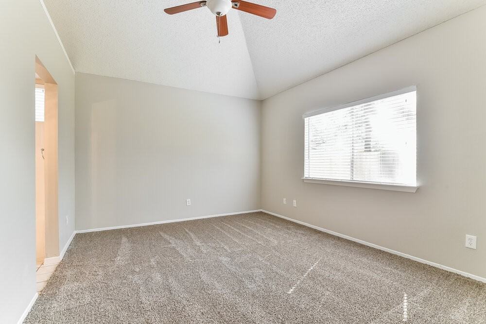 8123 Summer Trail Dr - Photo 7 of 12