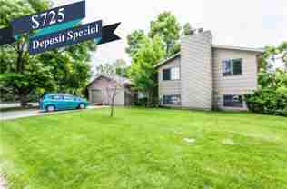 915/917 Camelot Ct - Photo 1 of 1