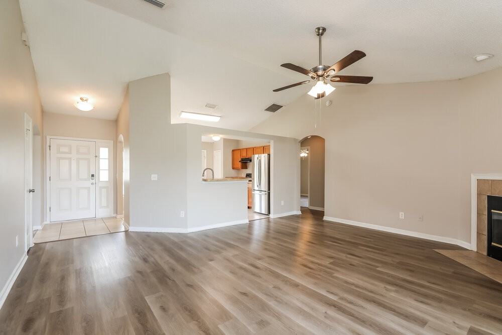 7057 Rapid River Dr W - Photo 5 of 16