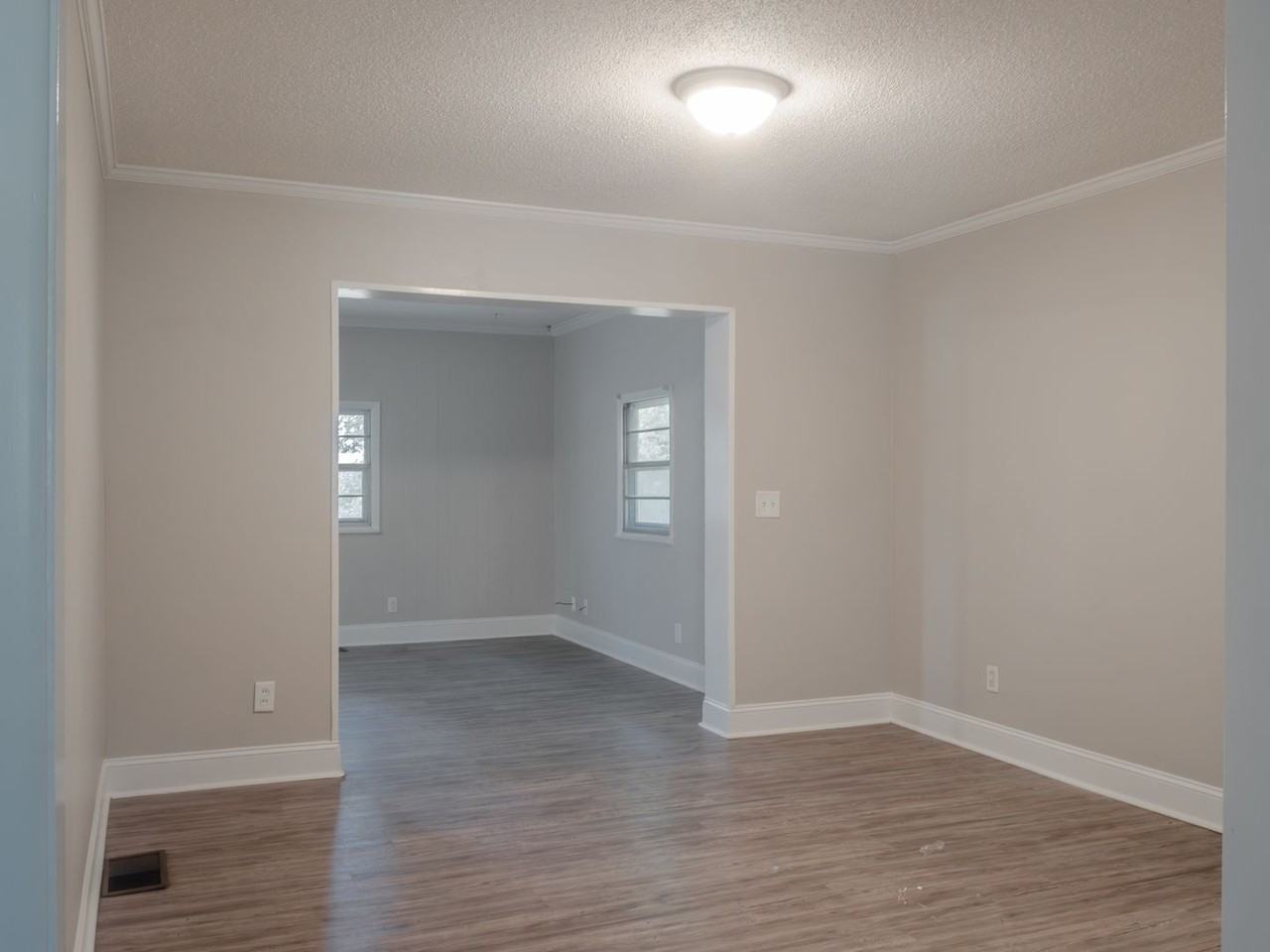411 College Blvd - Photo 7 of 23