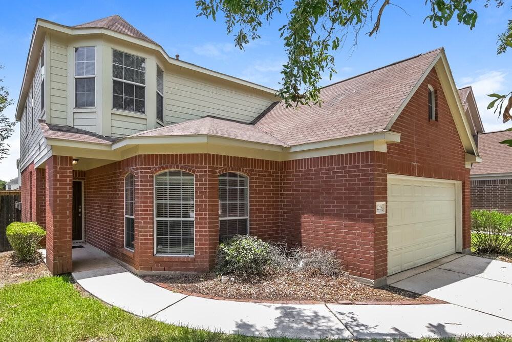 12226 Carriage Oak Cir - Photo 4 of 17