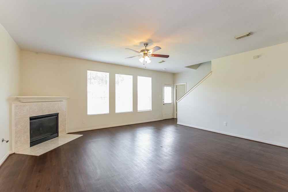 12226 Carriage Oak Cir - Photo 5 of 17