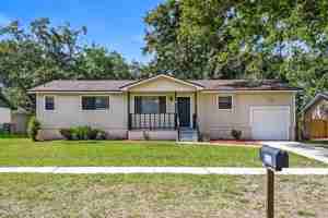 featured image of 8442 Finwood Ave