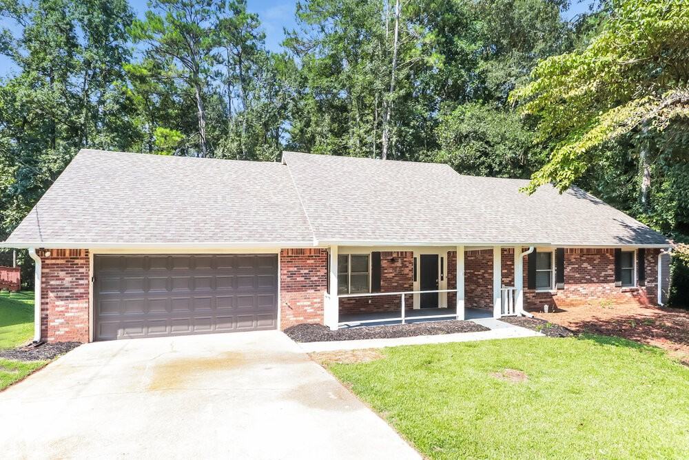 1428 Hillside Pl Se - Photo 4 of 17