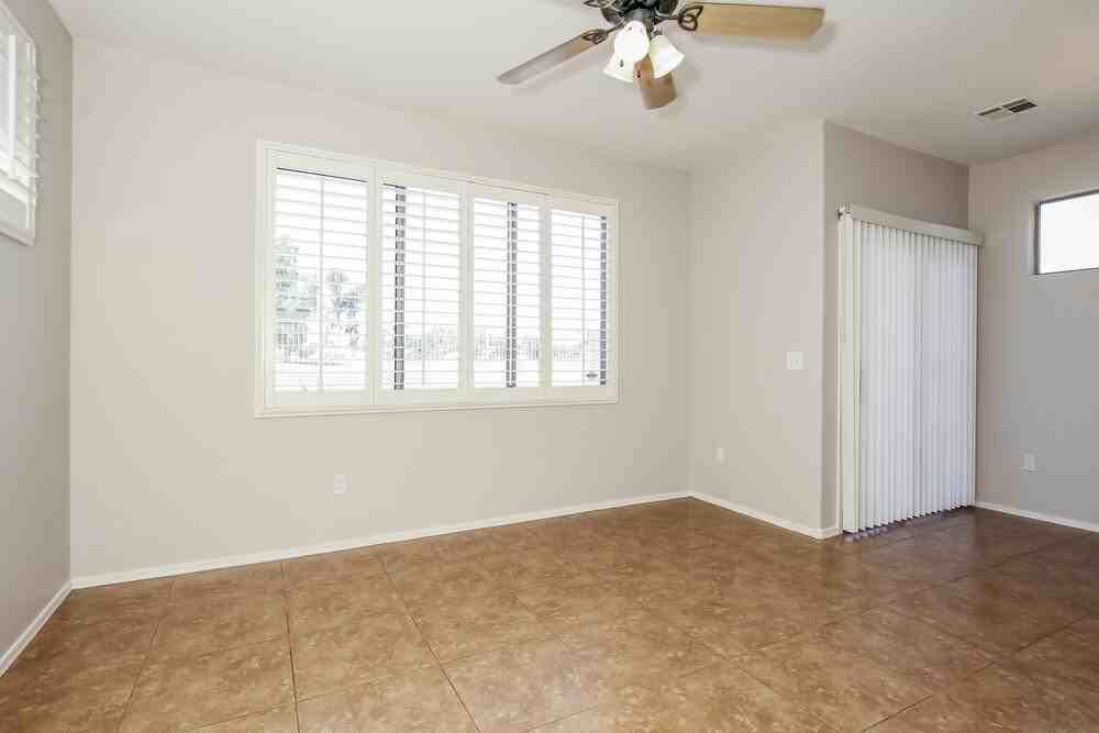 1376 S Boulder St #B - Photo 4 of 17