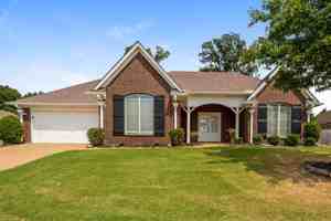 featured image of 1406 Lake Front Dr E
