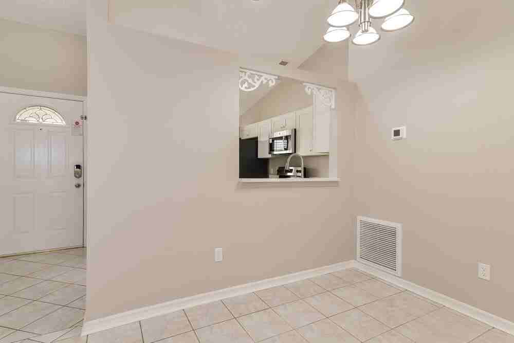1232 Regal Ridge Dr - Photo 6 of 16