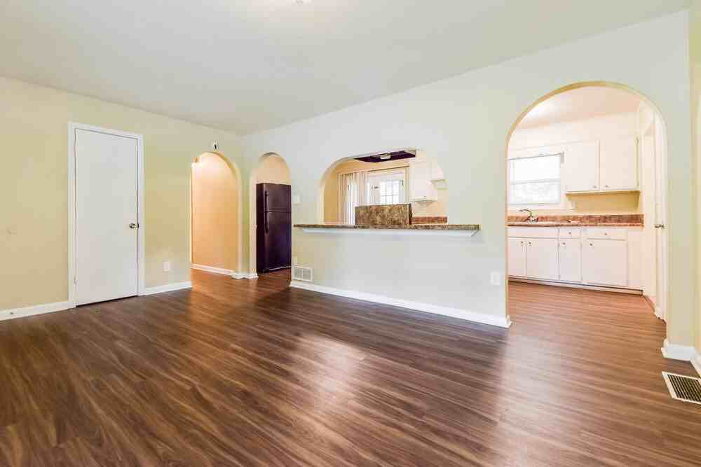 2036 Terry Ln - Photo 3 of 16