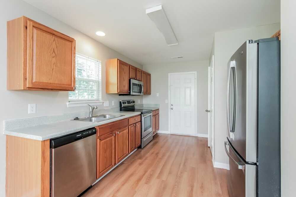 4013 Fifendrum Ln - Photo 7 of 16