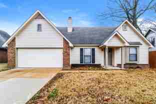4893 Barkshire Dr - Photo 1 of 1