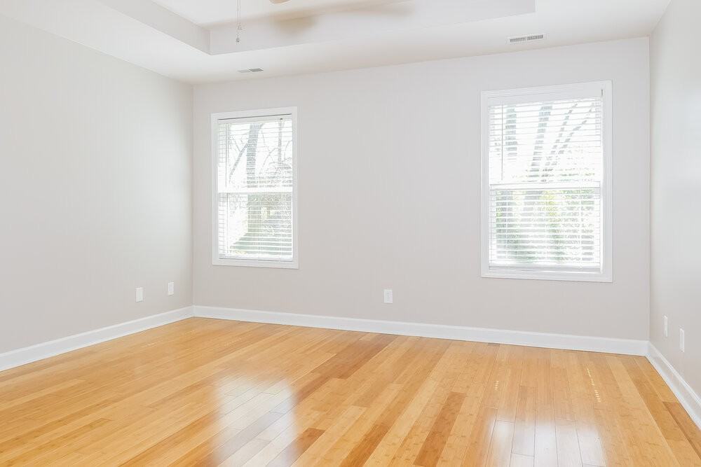 4011 Nuthatch Rd - Photo 5 of 16