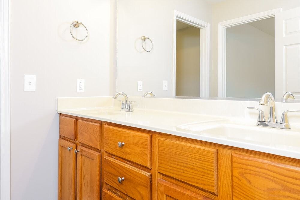 4011 Nuthatch Rd - Photo 7 of 16