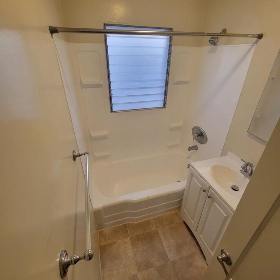 219: 1520 E 2nd St. - Photo 7 of 7