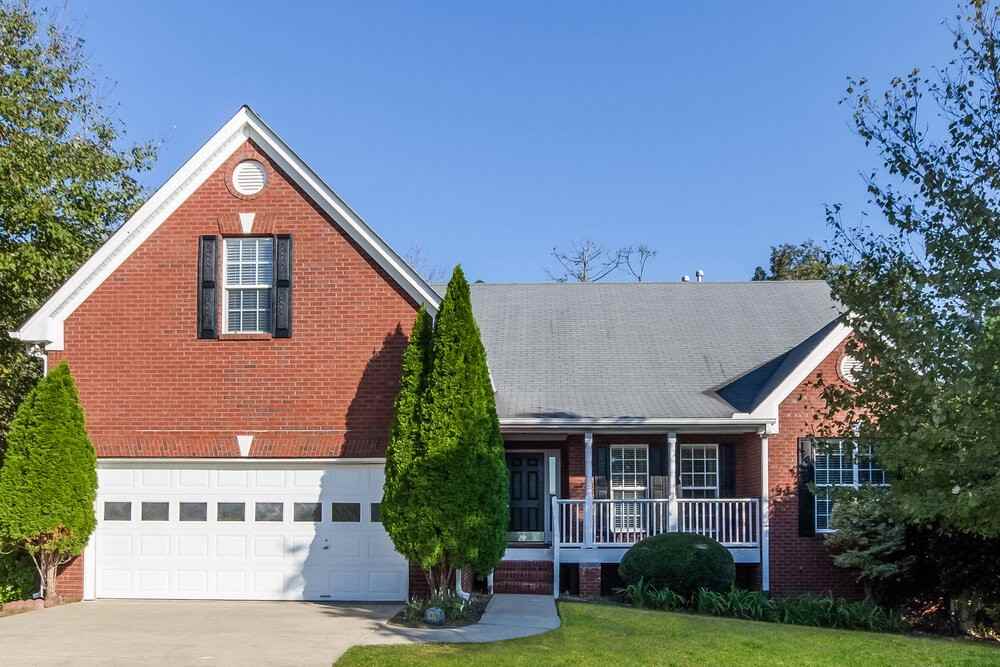 670 Chapel Hill Dr