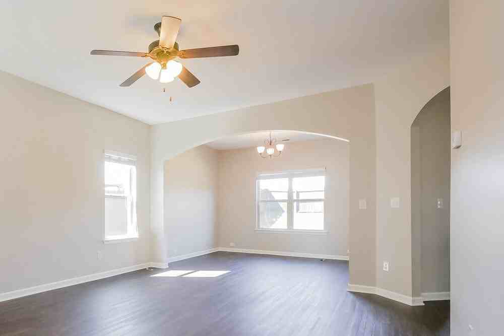 11103 Wind Ridge Dr - Photo 7 of 18