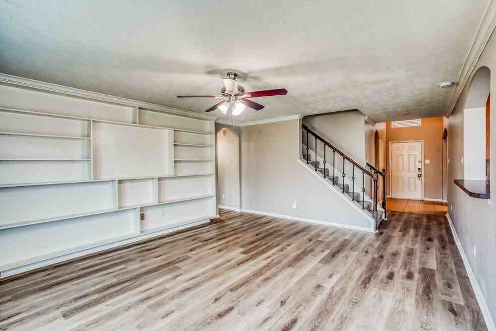 2614 Elder Park Ct - Photo 4 of 17