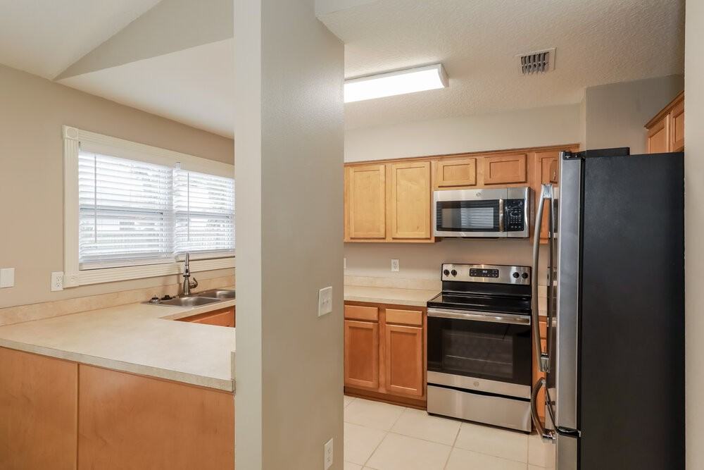 8164 Fort Chiswell Trl - Photo 7 of 14