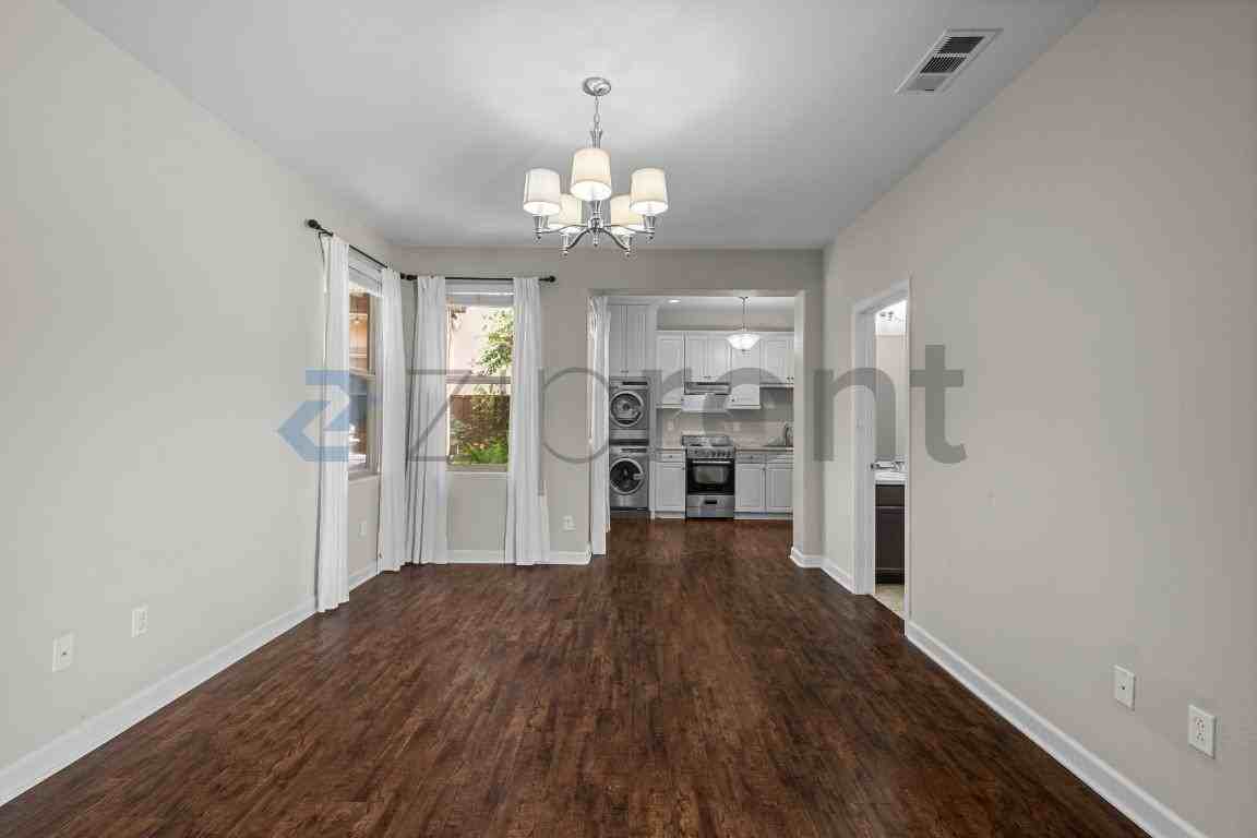 1490 Riva Trigoso Dr - Photo 5 of 18