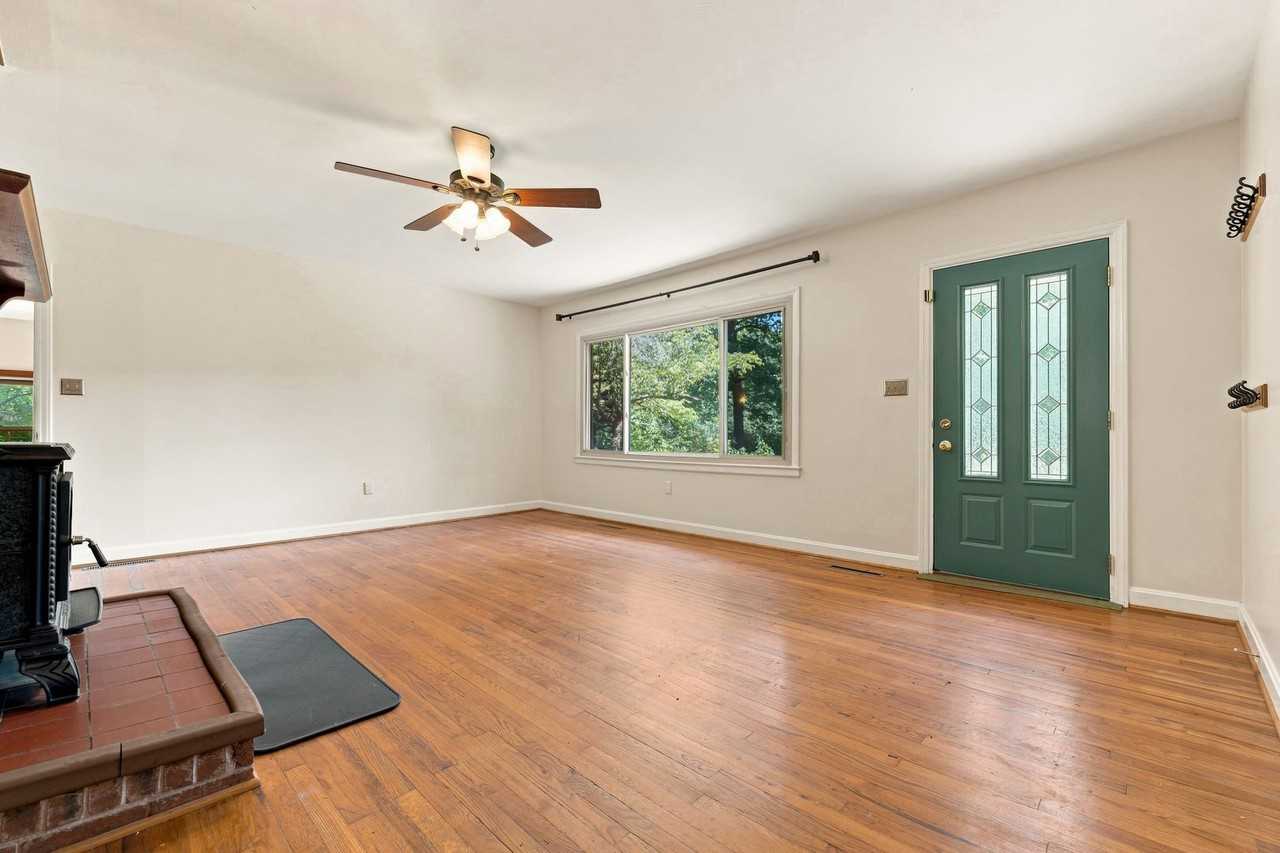 6220 Mount Hermon Church Rd - Photo 4 of 22