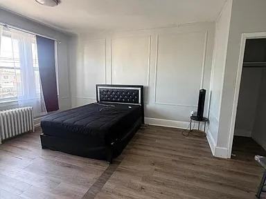 1110 S Wood Ave - Photo 4 of 5