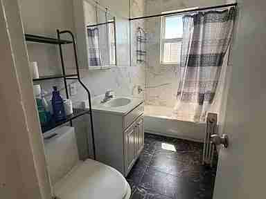 1110 S Wood Ave - Photo 5 of 5